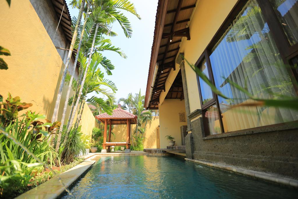 Putri Bali Villa Seminyak Exteriér fotografie