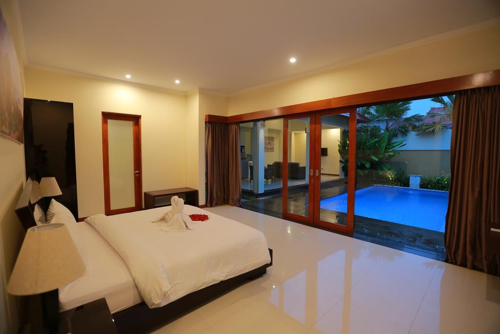 Putri Bali Villa Seminyak Exteriér fotografie